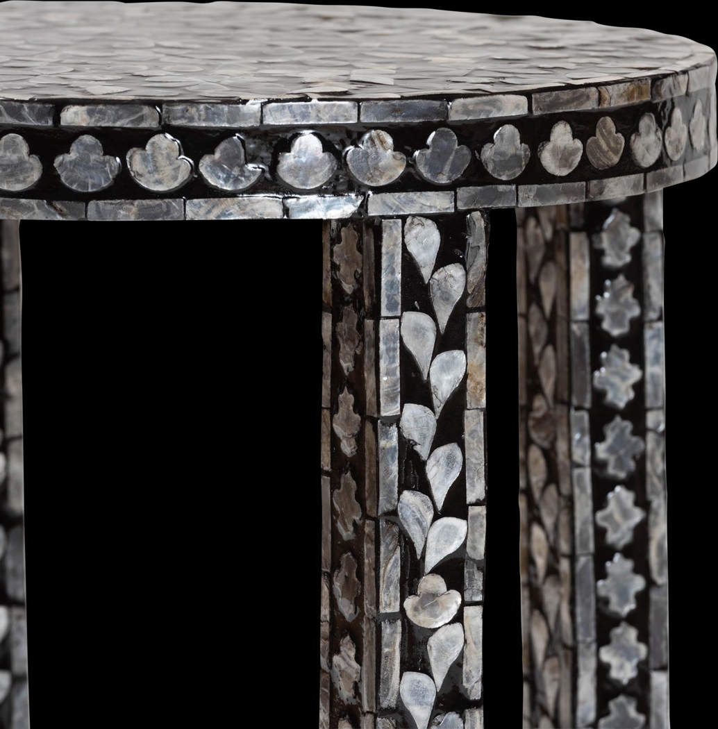 Kestrely Black End Table - Thumbnail - Image 4