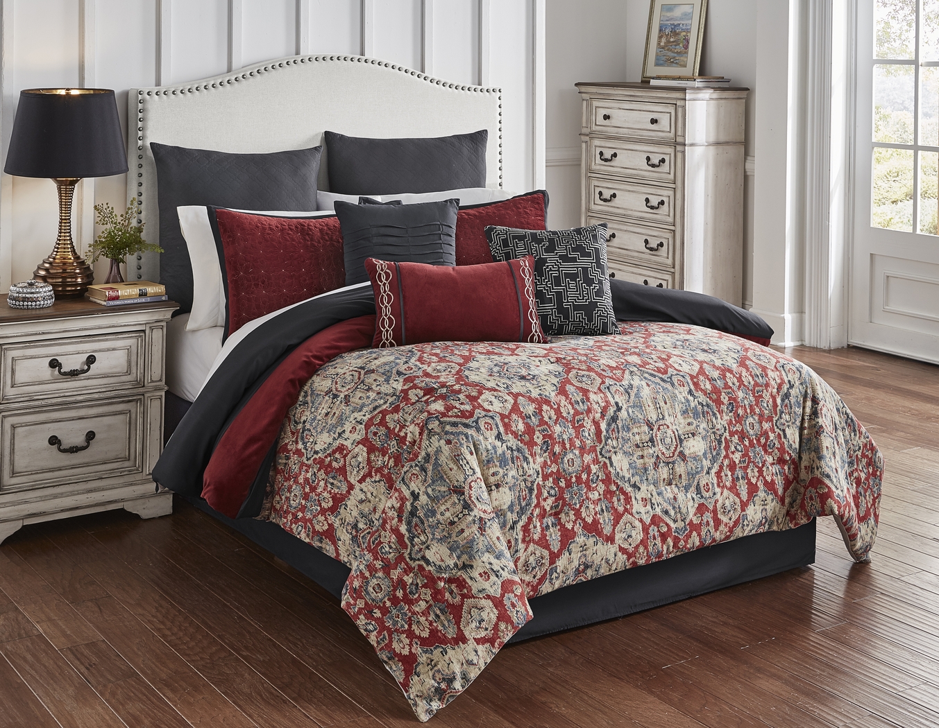 Kevlyn Red 10 Pc Queen Comforter Set - Thumbnail - Image 1