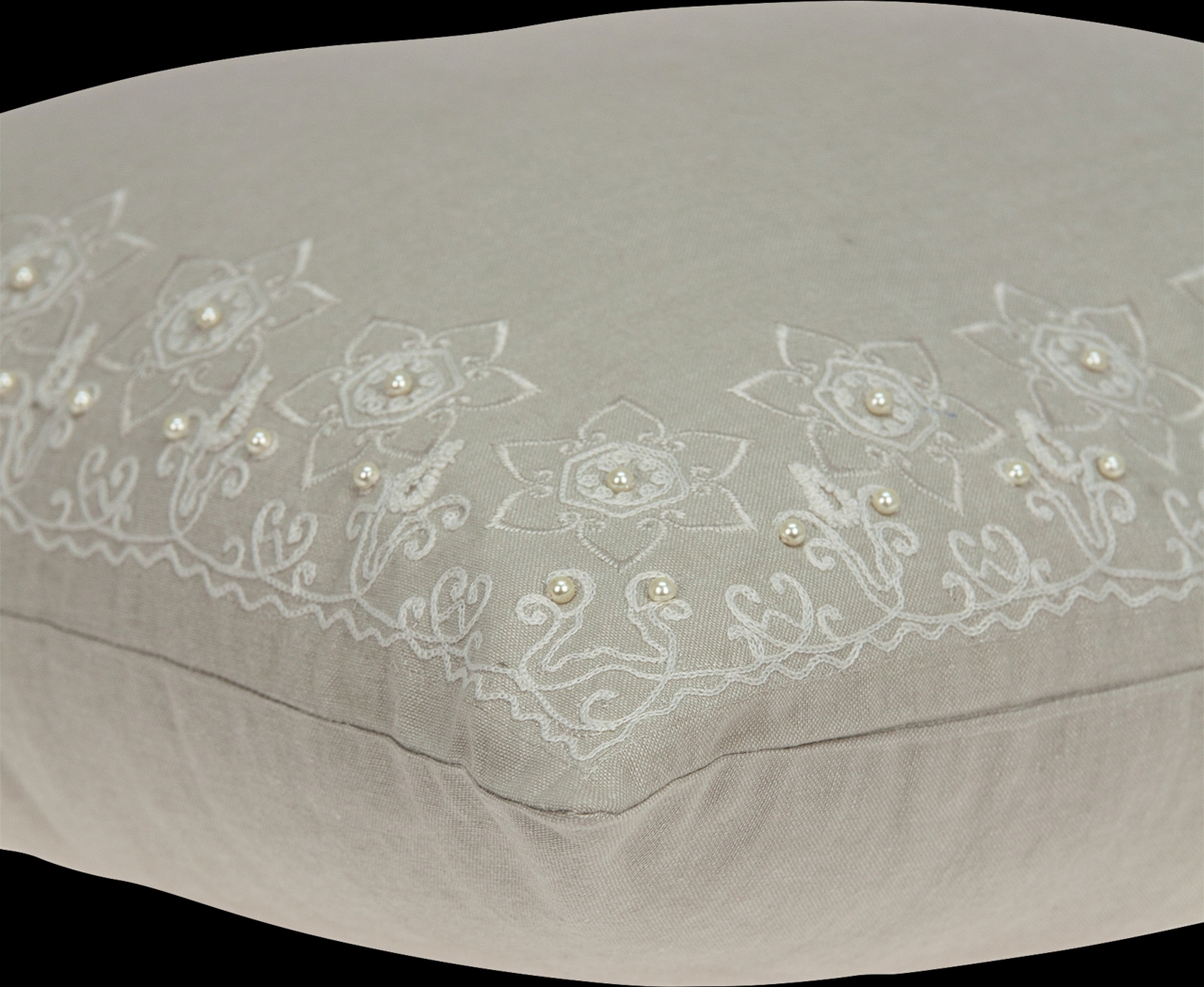 Keyon Beige Accent Pillow - Thumbnail - Image 4