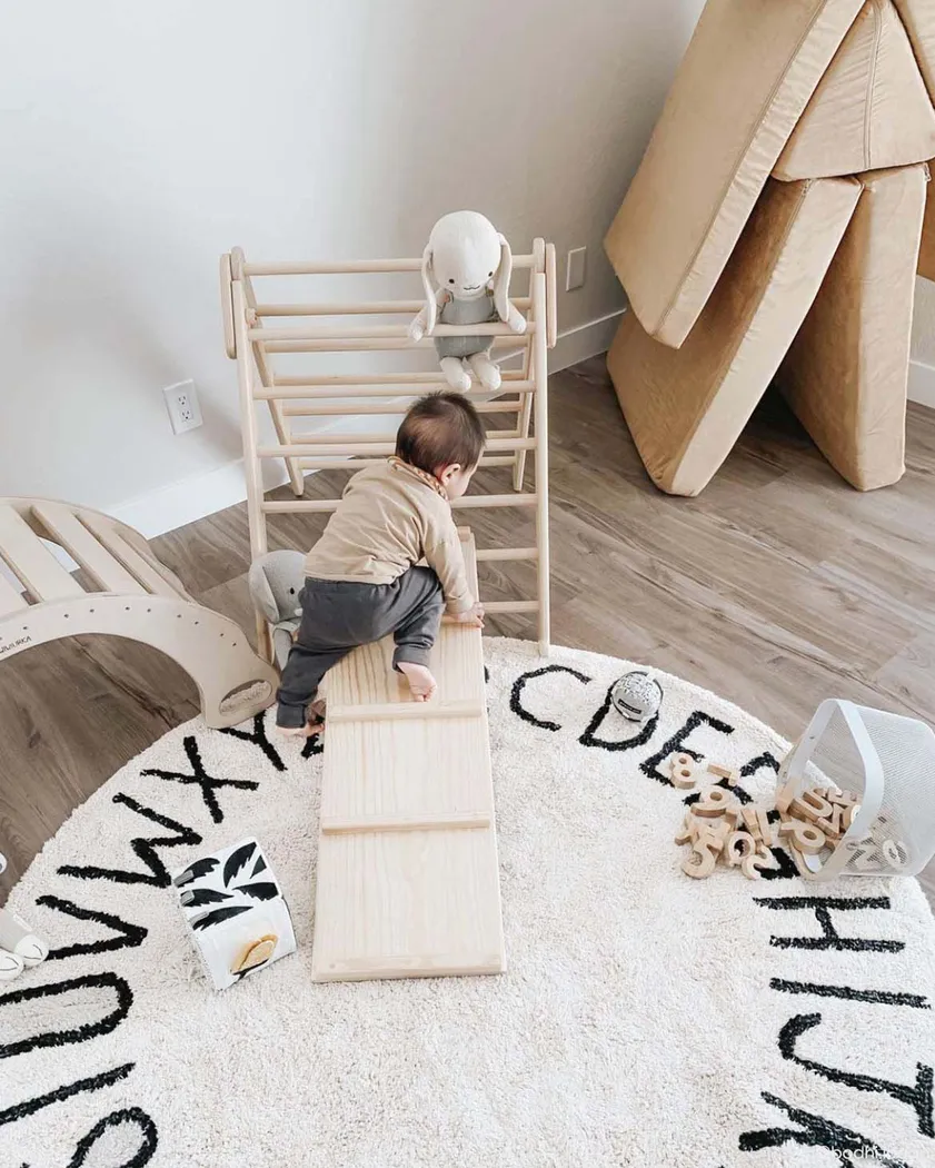Kids ABCs Natural 5' Machine Washable Round Rug - Thumbnail - Image 3