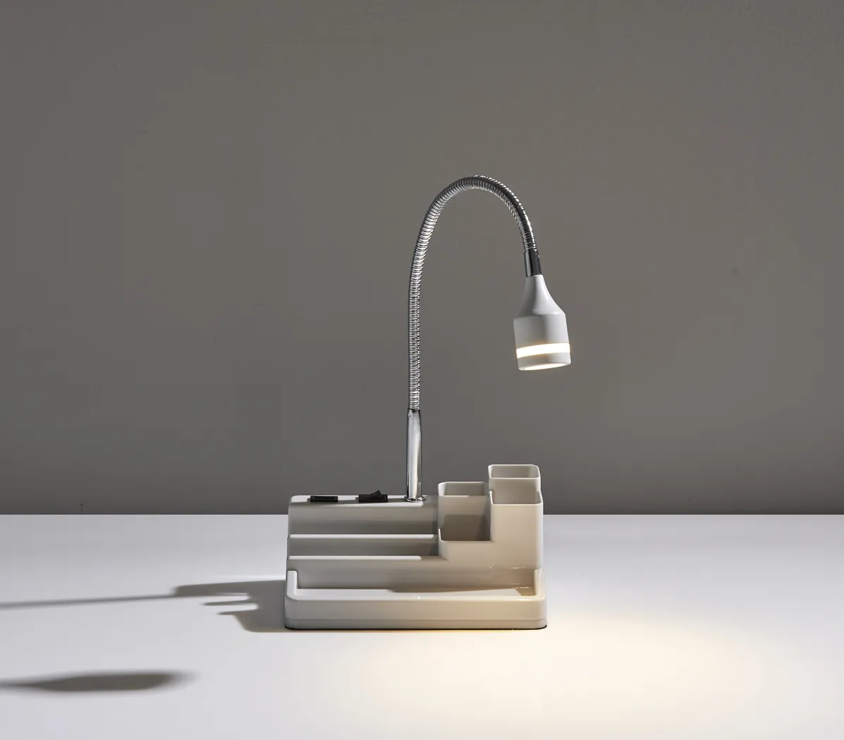 Kids Arkell White Table Lamp - Thumbnail - Image 3