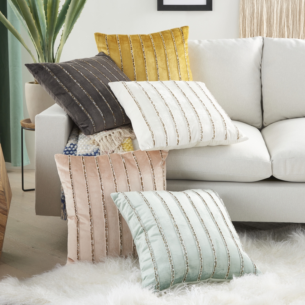 Kids Bassanio Blush Accent Pillow - Thumbnail - Image 4