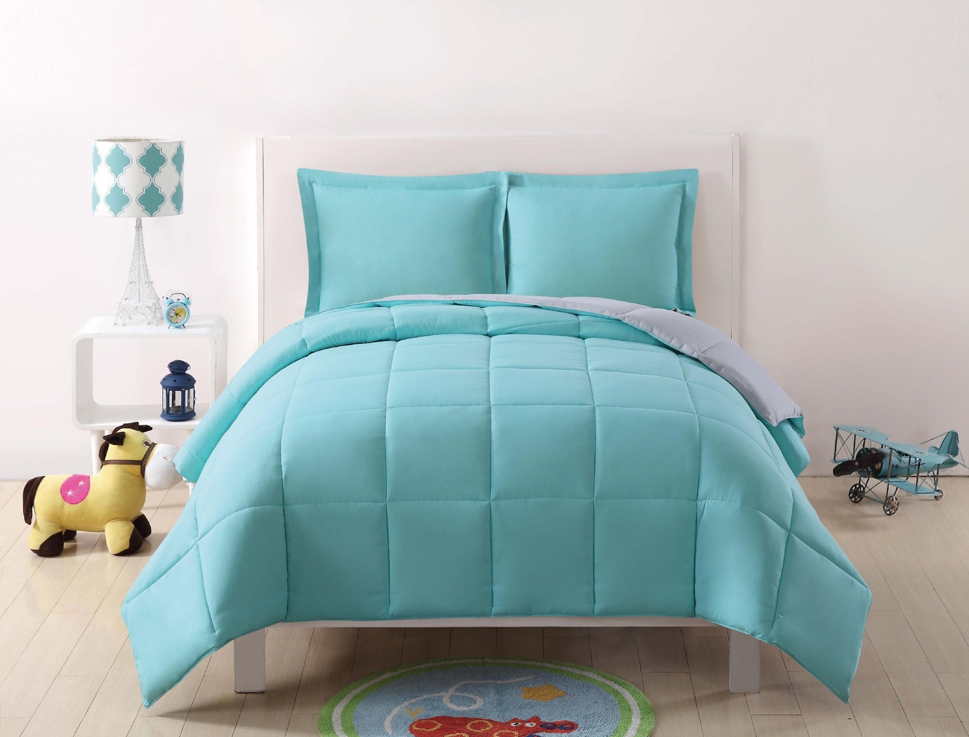 Kids Boyette Turquoise/Gray Full/Queen Comforter Set - Thumbnail - Image 1