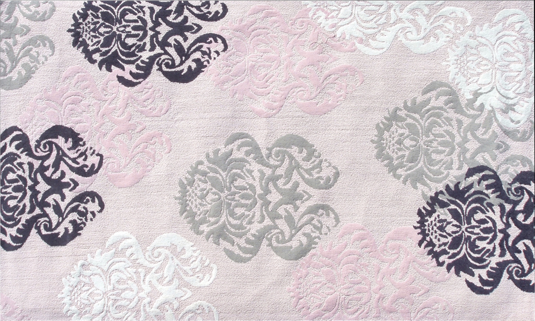 Kids Broccato Pink 3' x 5' Rug - Thumbnail - Image 1