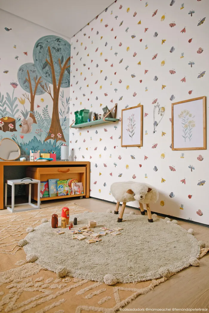 Kids Bubbly Olive 4' Machine Washable Round Rug - Thumbnail - Image 2