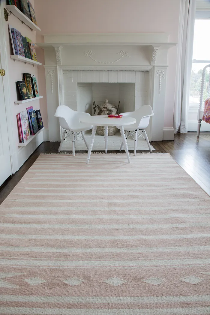 Kids Calm Pastel Pink 5' x 7'6 Rug - Thumbnail - Image 8