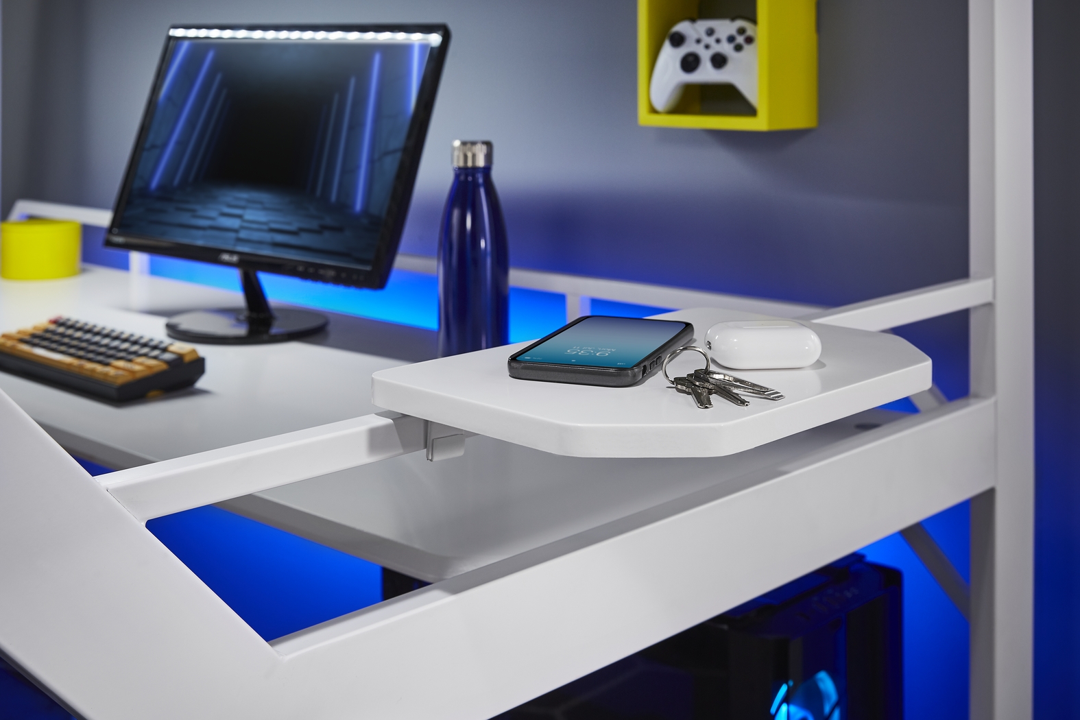 Kids Carbon Optix White Twin Gaming Loft Bed with LED Lights and Accessories - Thumbnail - Image 4