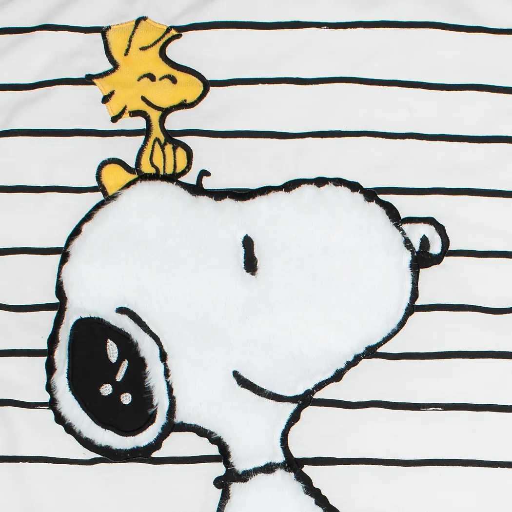 Kids Classic Snoopy Gray Baby Bedding Set - Image 3
