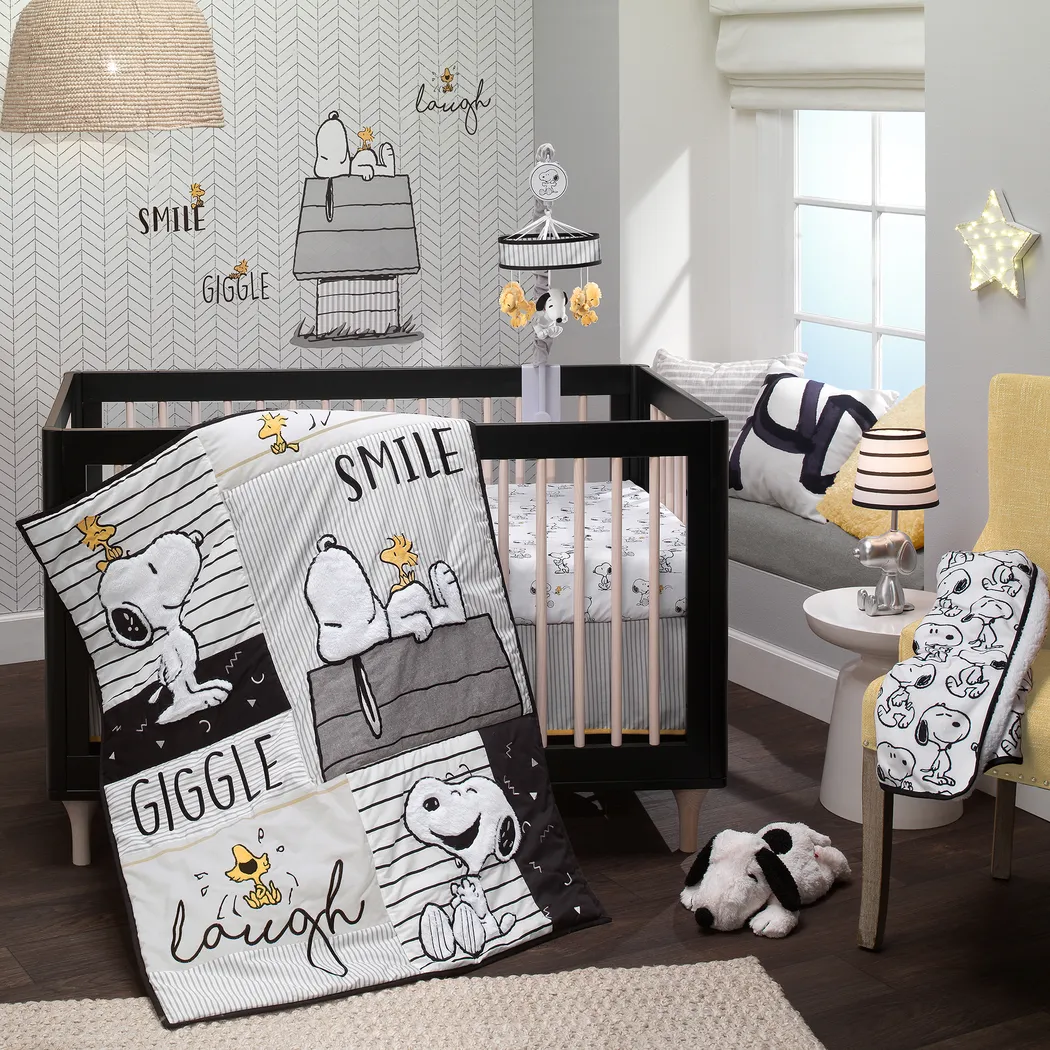 Kids Classic Snoopy Gray Baby Bedding Set - Image 1