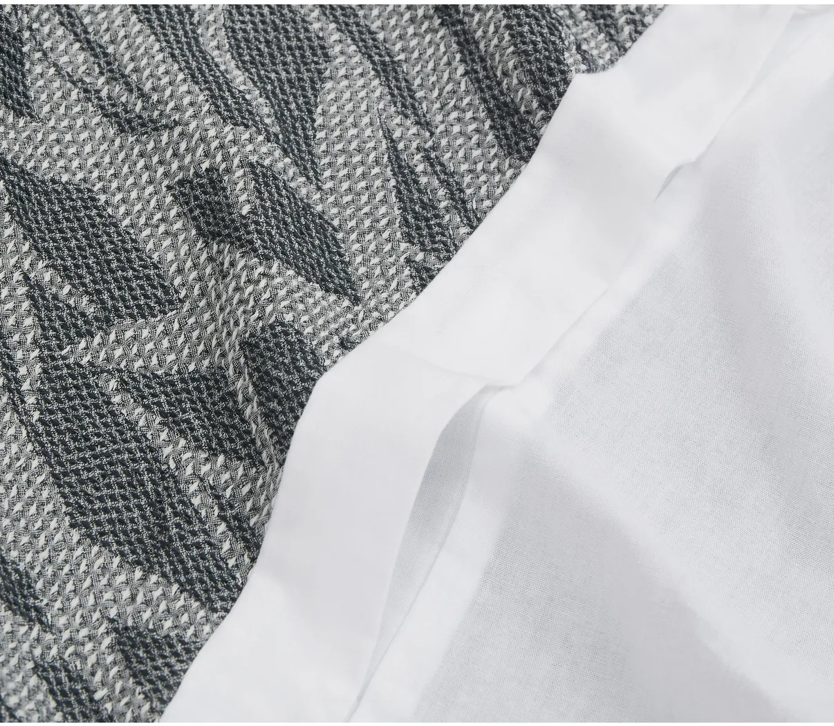 Kids Classy Scribbles Gray 3 Pc Full/Queen Comforter Set - Image 3