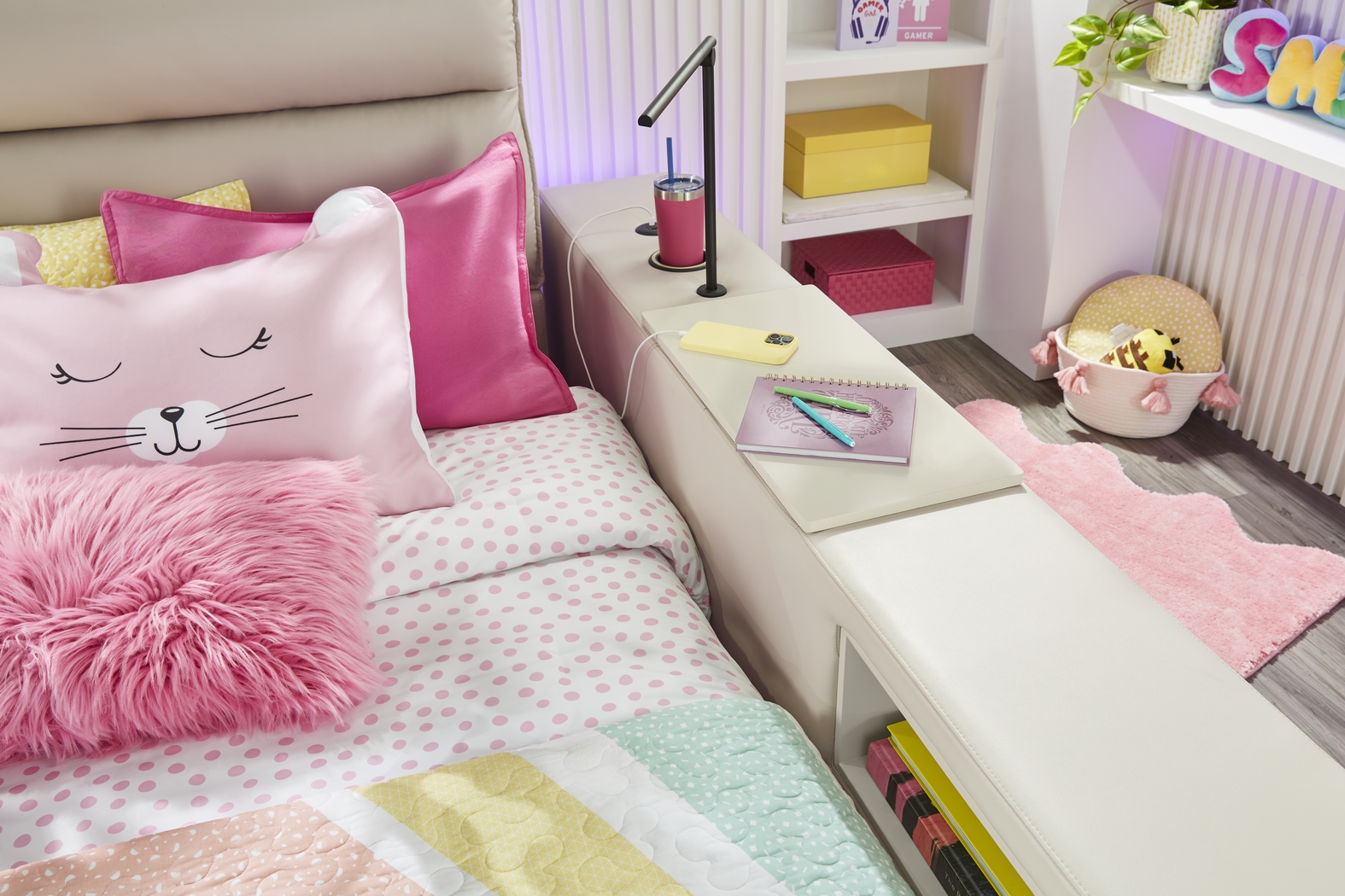 Kids Cloud9 Cream Full Upholstered Bed with Nightstand and Bookcase - Thumbnail - Image 4