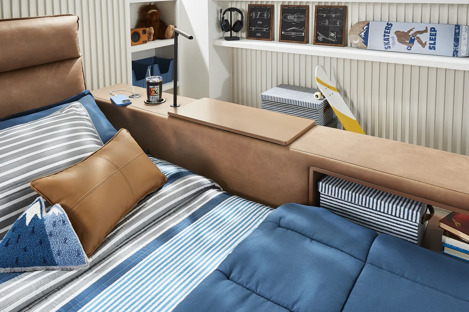 Kids Cloud9 Saddle Full Upholstered Bed with Nightstand, Lounger and Bookcase - Image 9