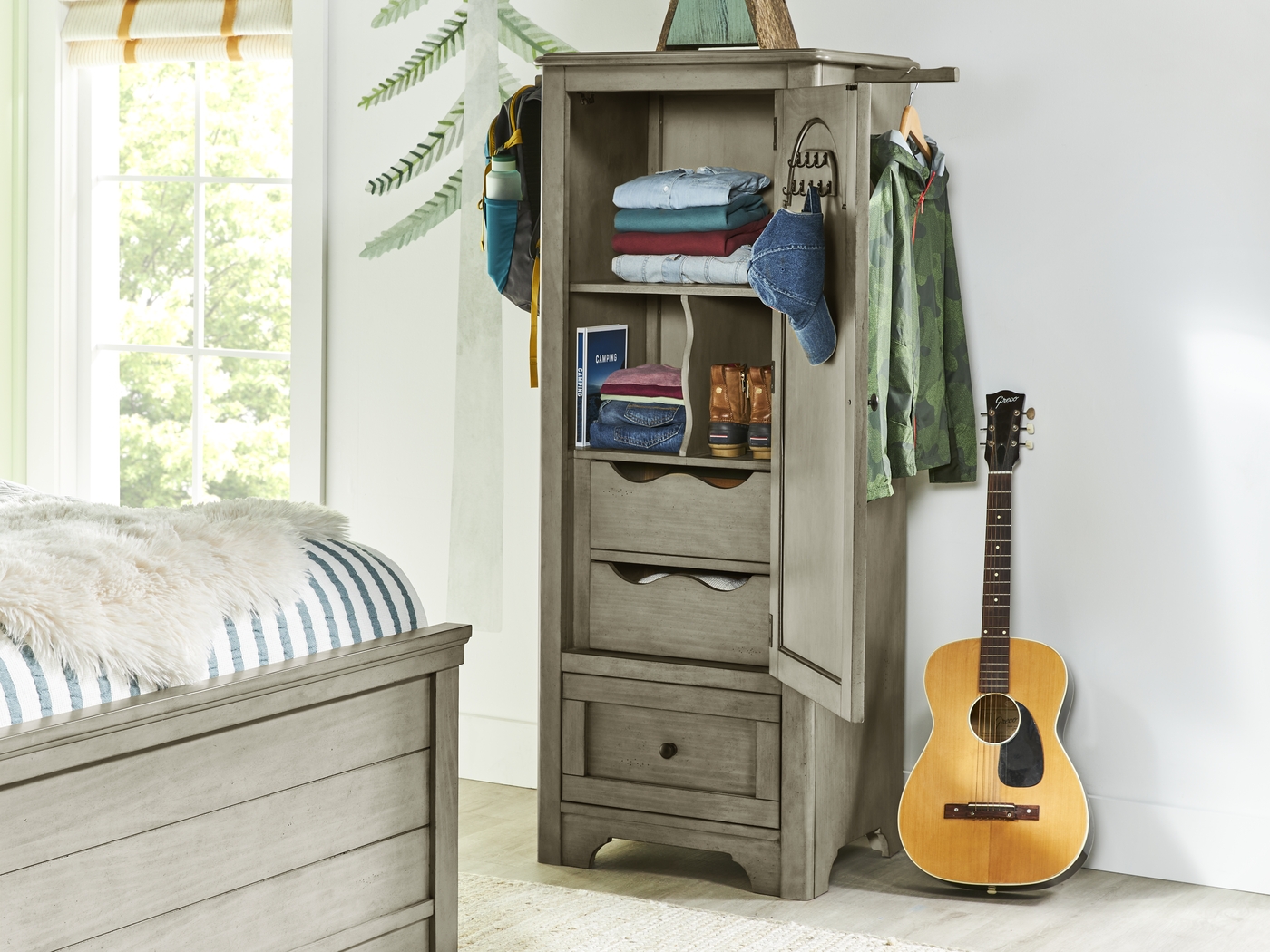 Kids Country Hollow Fawn Mirror Chest - Thumbnail - Image 4