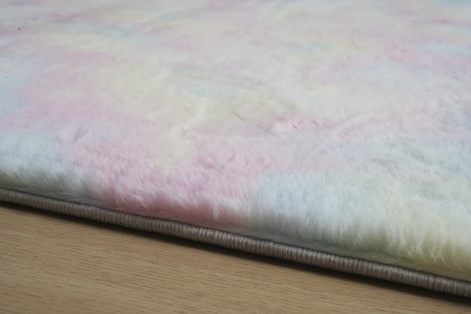 Kids Cozy Fur Tie-Dye 5' x 7' Memory Foam Rug - Image 6