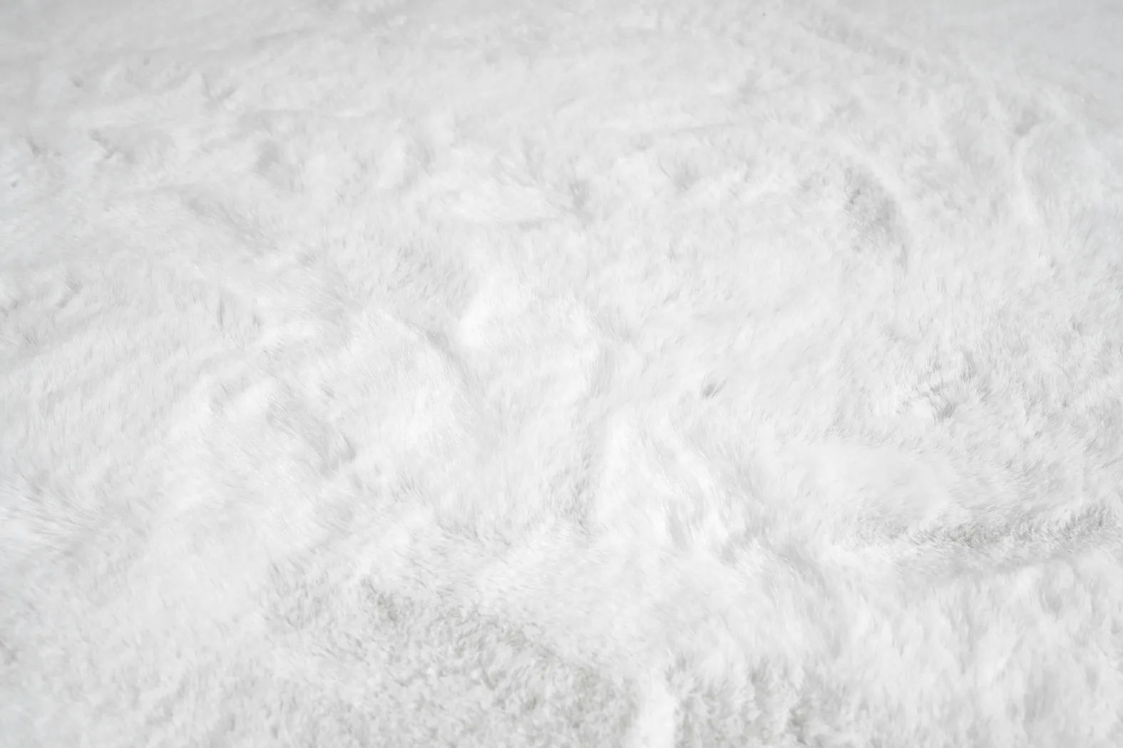 Kids Cozy Fur White 5' x 7' Memory Foam Rug - Image 4