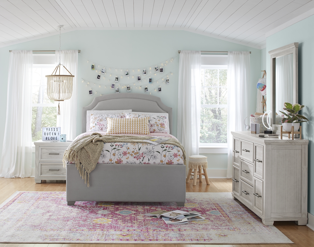 Kids Hilton Head White 5 Pc Bedroom with Dakotah Gray Full Upholstered Bed - Thumbnail - Image 4