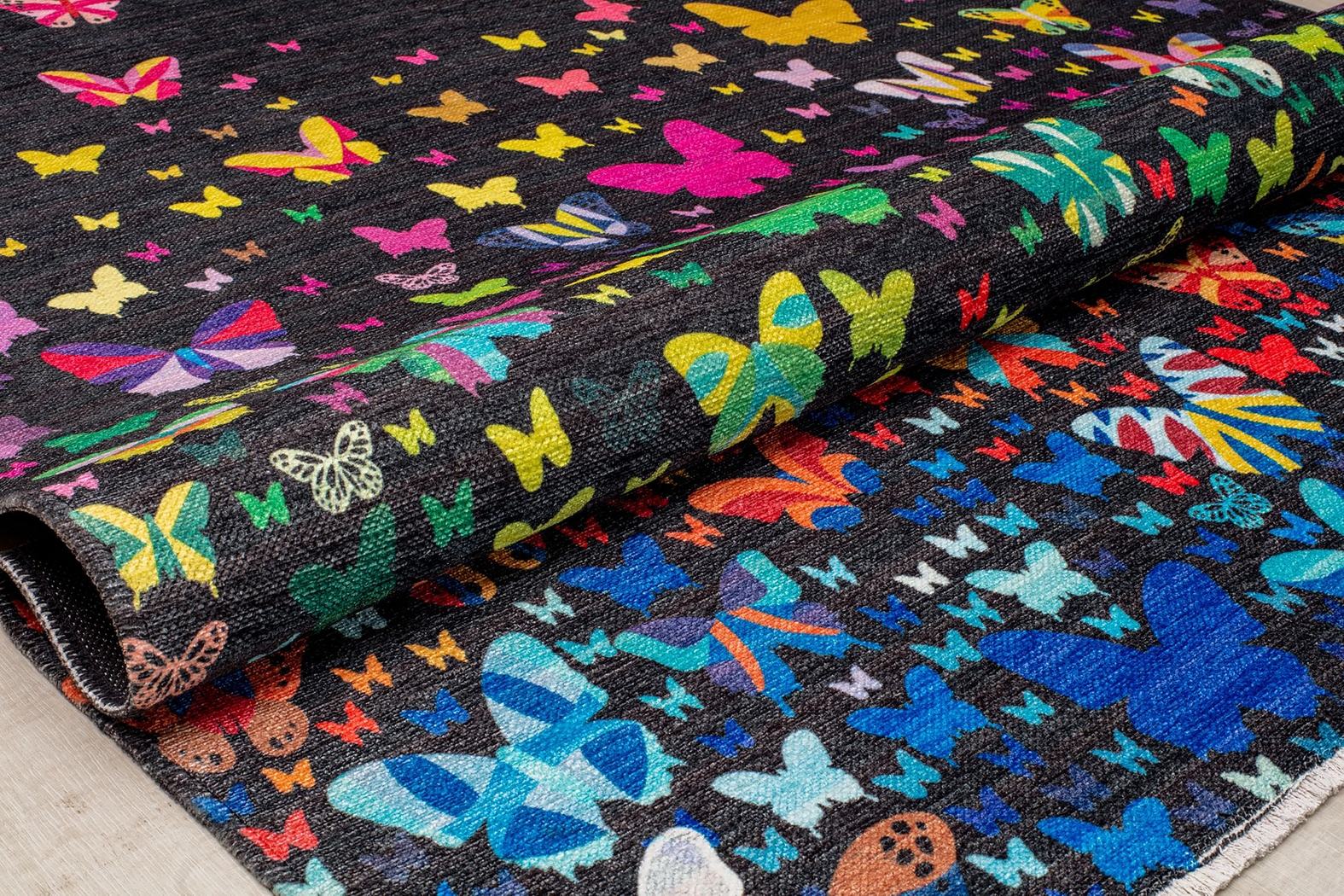 Kids Emgema Black/Multi 7'10 x 10' Rug - Thumbnail - Image 4