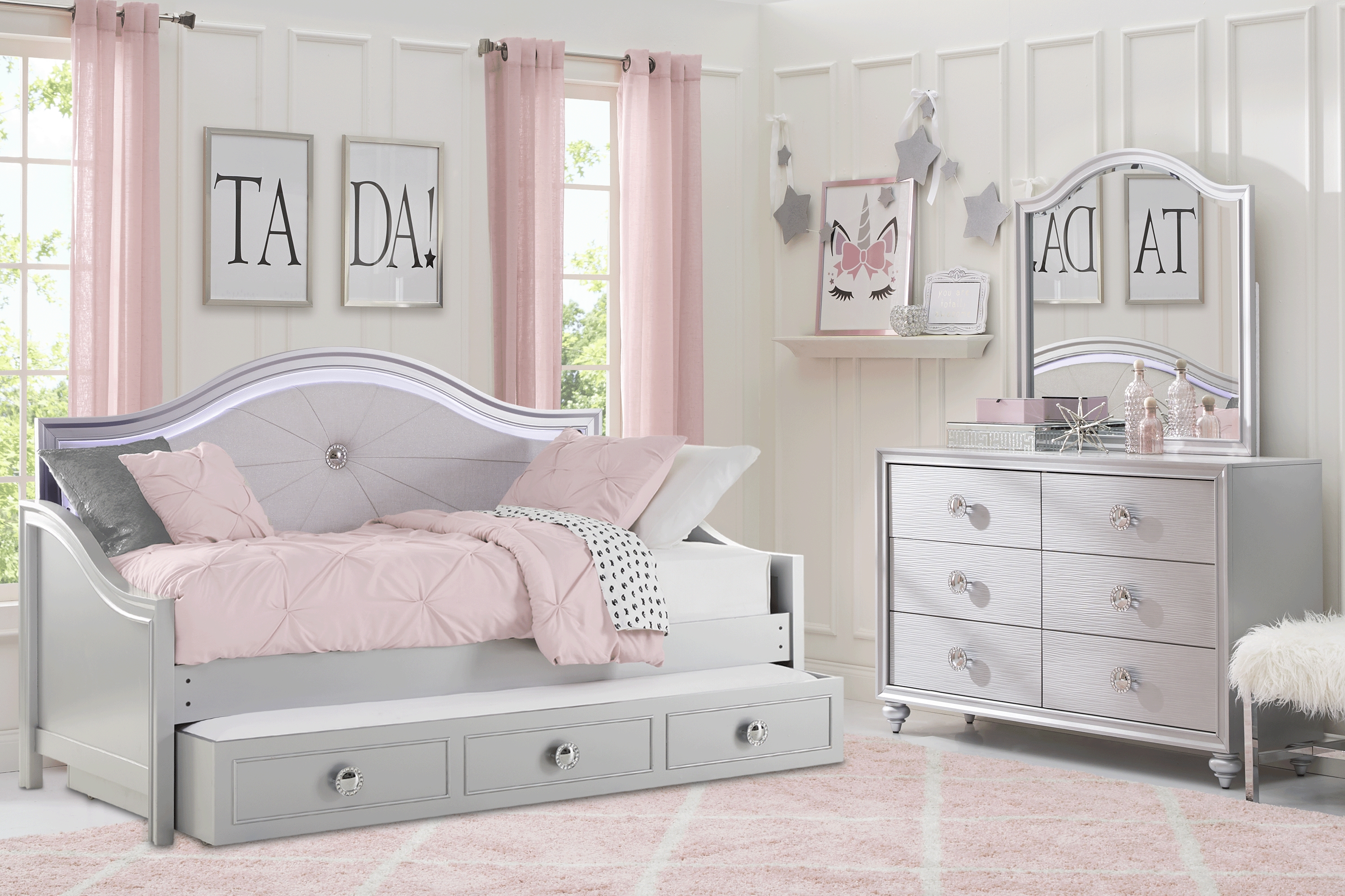 Kids Evangeline Silver 5 Pc Twin Daybed Bedroom - Thumbnail - Image 1