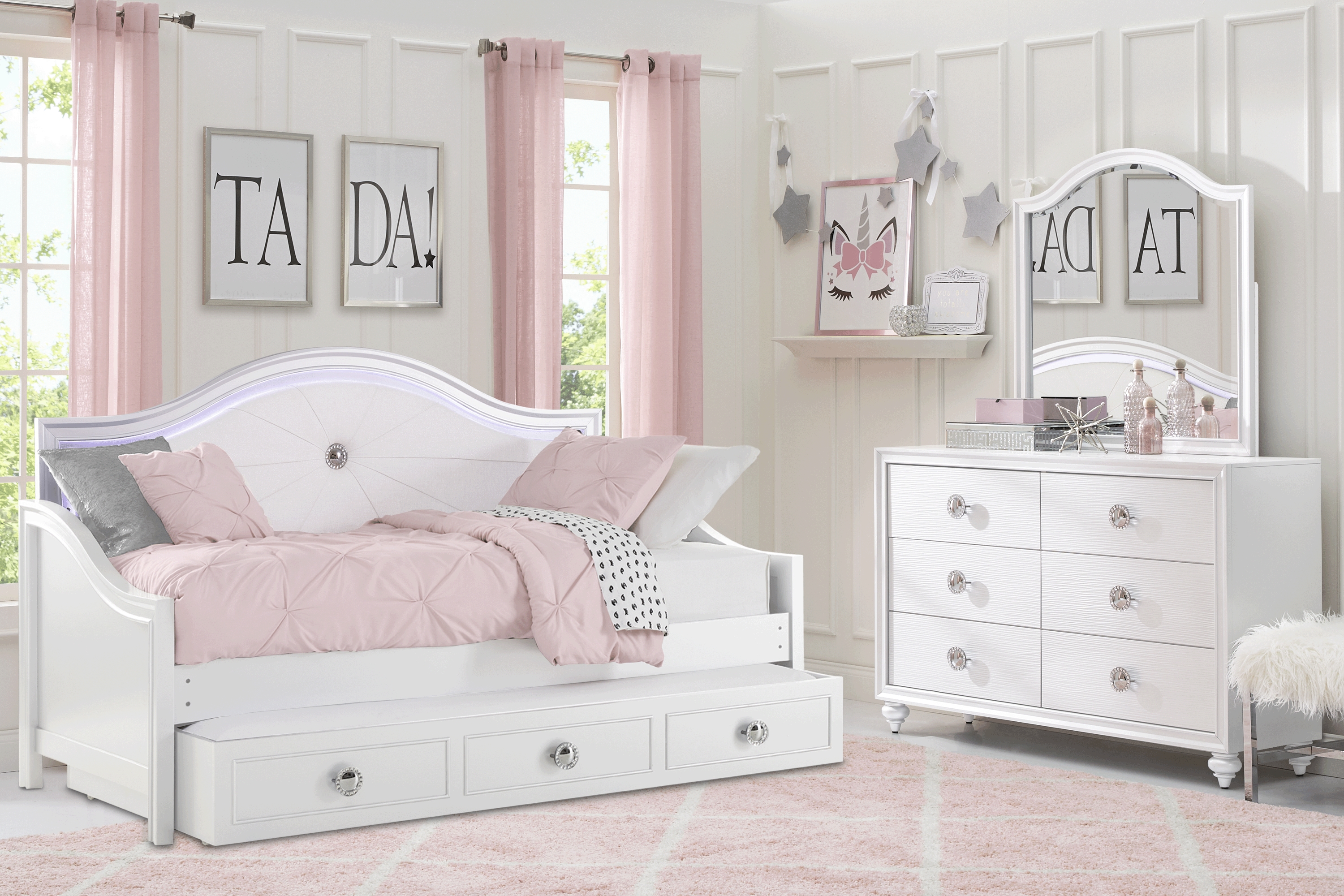 Kids Evangeline White 5 Pc Twin Daybed Bedroom - Thumbnail - Image 1