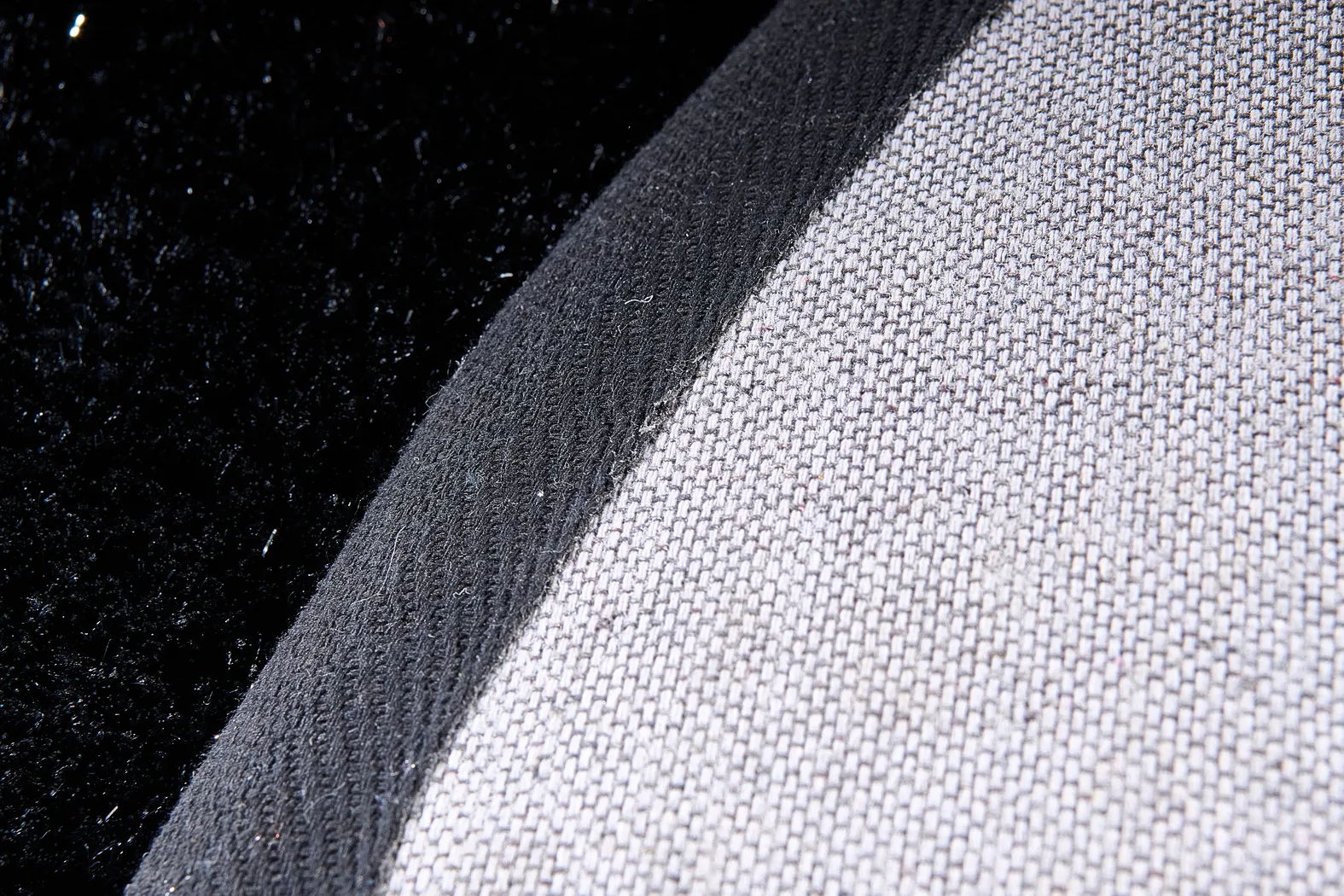 Kids Fur Love Black 5' Heart Shaped Rug - Thumbnail - Image 5