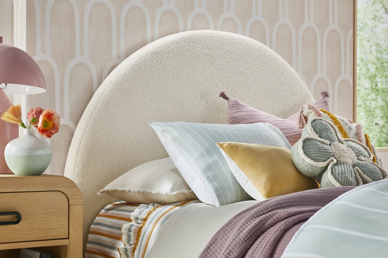 Kids Hidden Hills Light Oak Bedroom With Moonstone Natural Twin Upholstered Bed - Thumbnail - Image 3