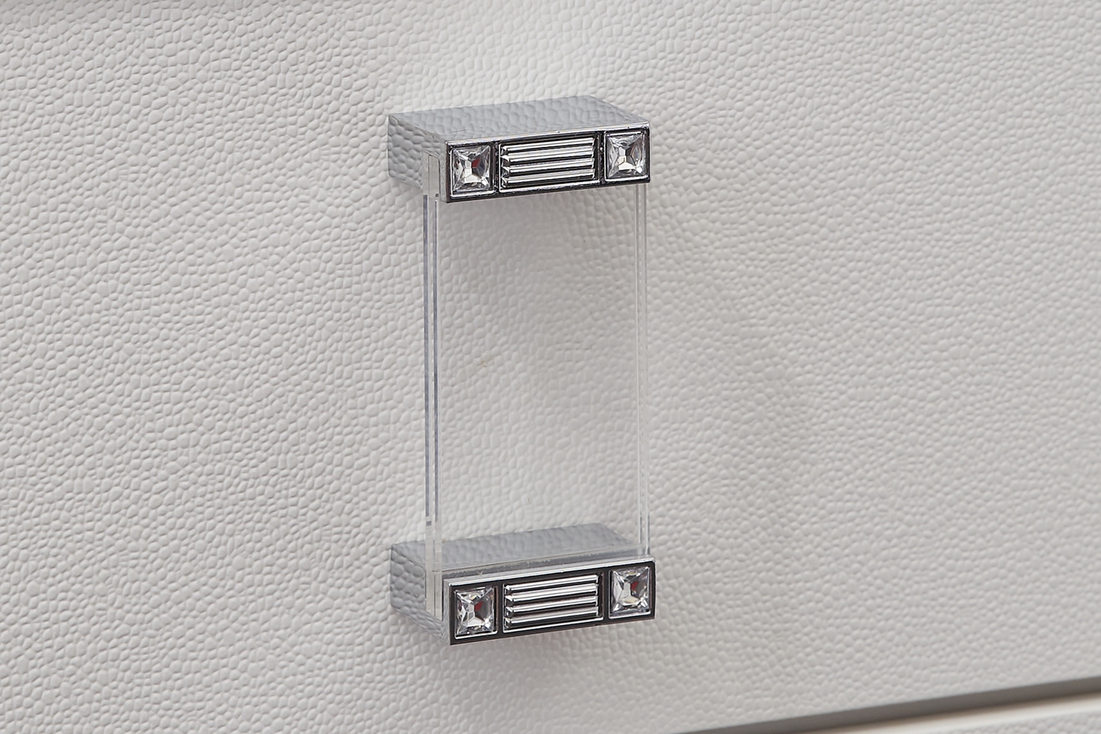 Kids Juno White 5 Pc Bedroom with Jaidyn Pink Twin Upholstered Bed - Thumbnail - Image 8