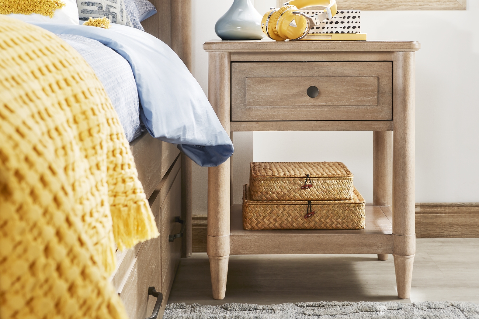 Kids Lindbrook Sand Nightstand - Thumbnail - Image 3