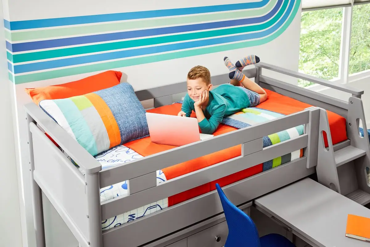 kids-mattress-light-gray-modern-colors-3491125P.JPG