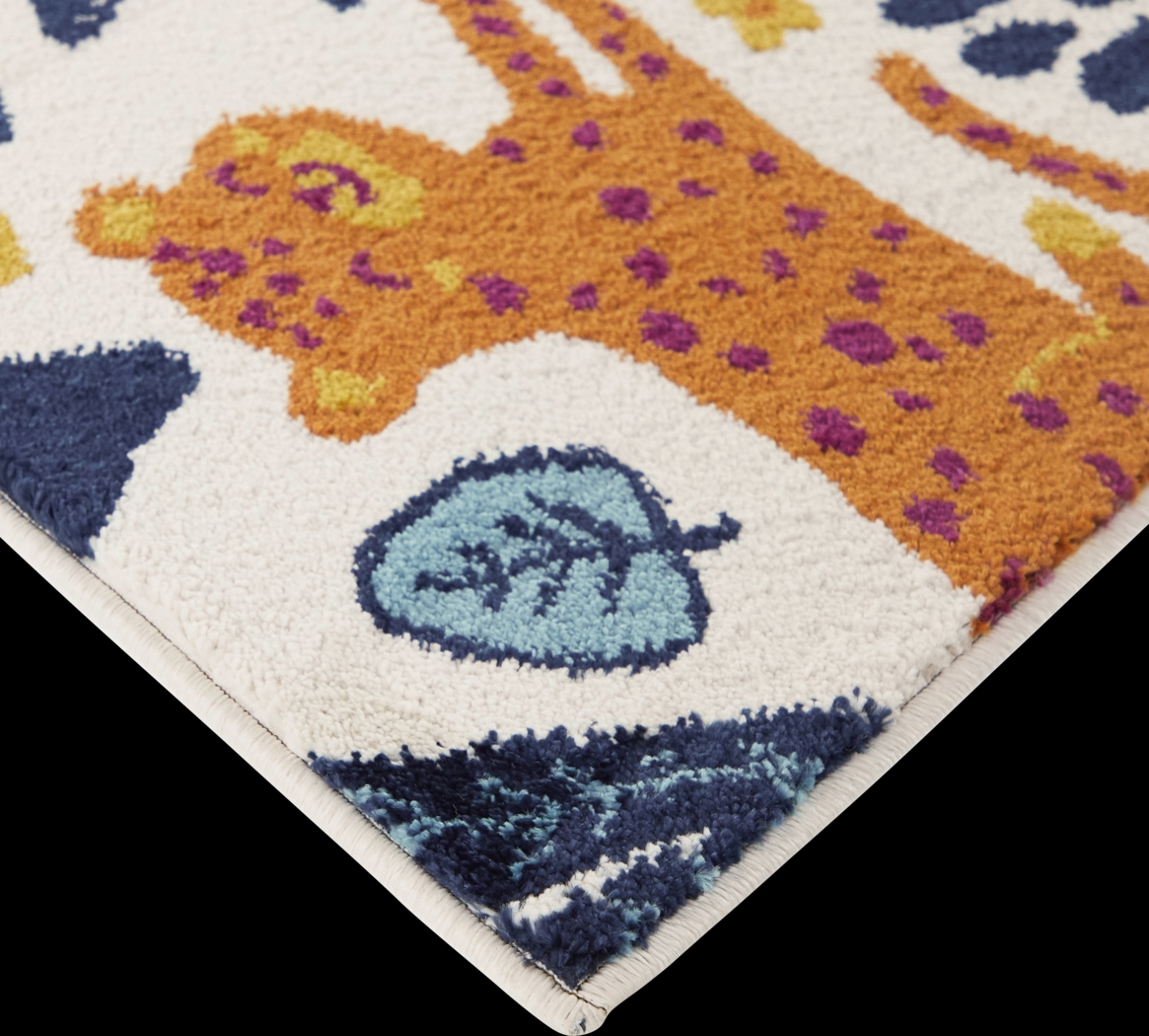 Kids Mercado White 5'3 x 7' Rug - Thumbnail - Image 3