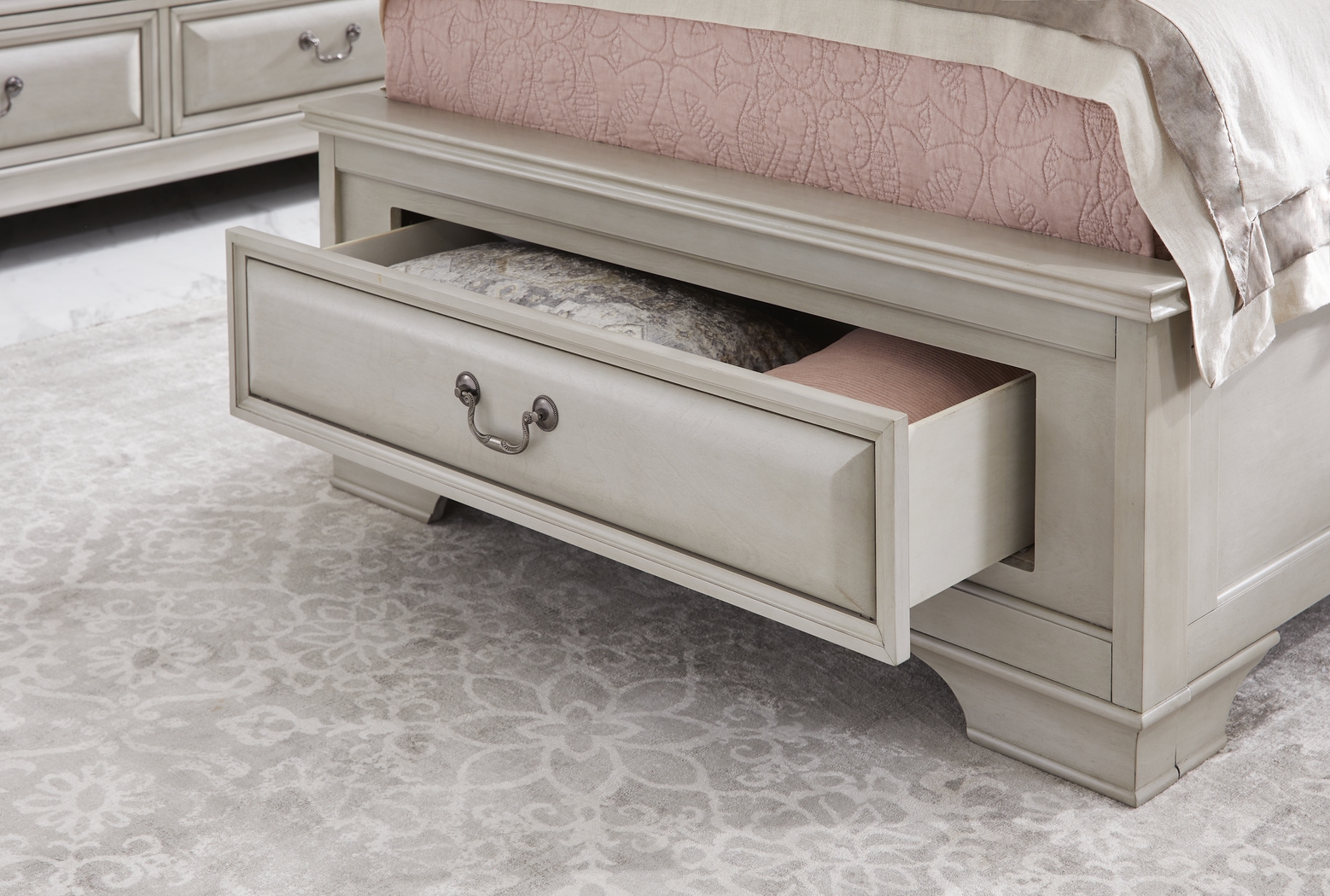 Kids Mill Valley Jr. Washed White Twin Storage Bedroom - Thumbnail - Image 5