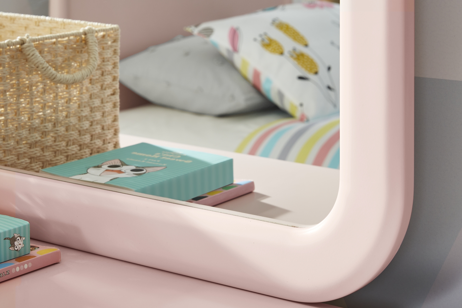 Kids Modern Colors Pink Twin Panel Bedroom - Thumbnail - Image 11