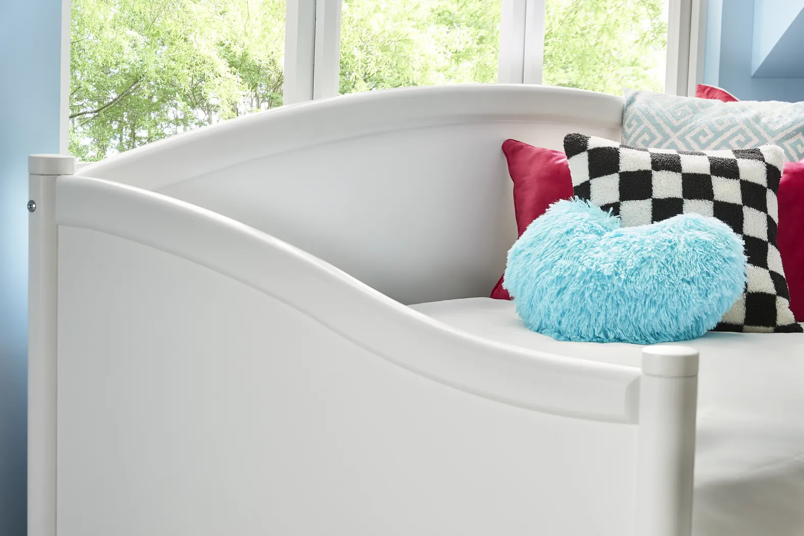 Kids Modern Colors White Full Daybed - Image 9