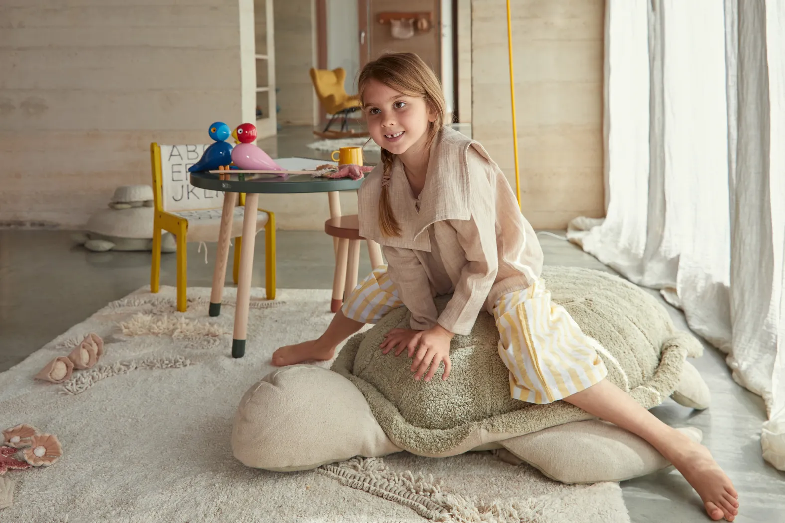 Kids Mrs Turtle Olive Pouf - Thumbnail - Image 6