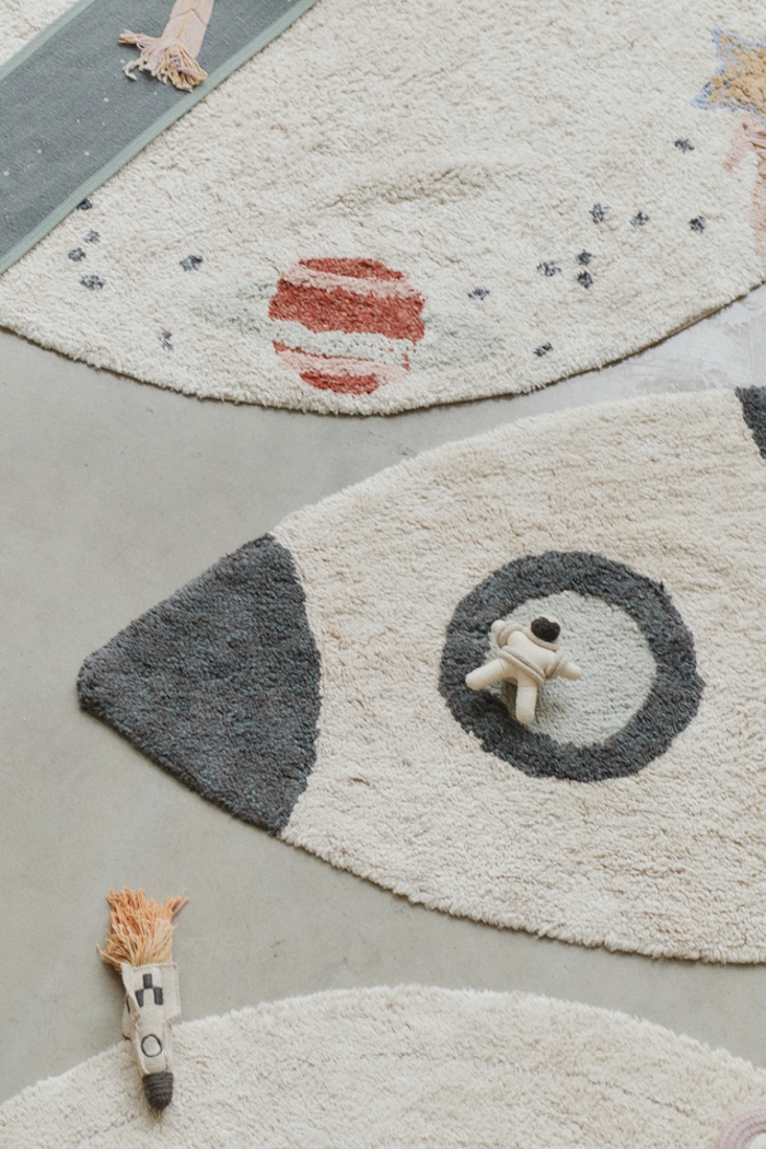 Kids Natural 2'9 x 4'5 Rocket Rug - Thumbnail - Image 4