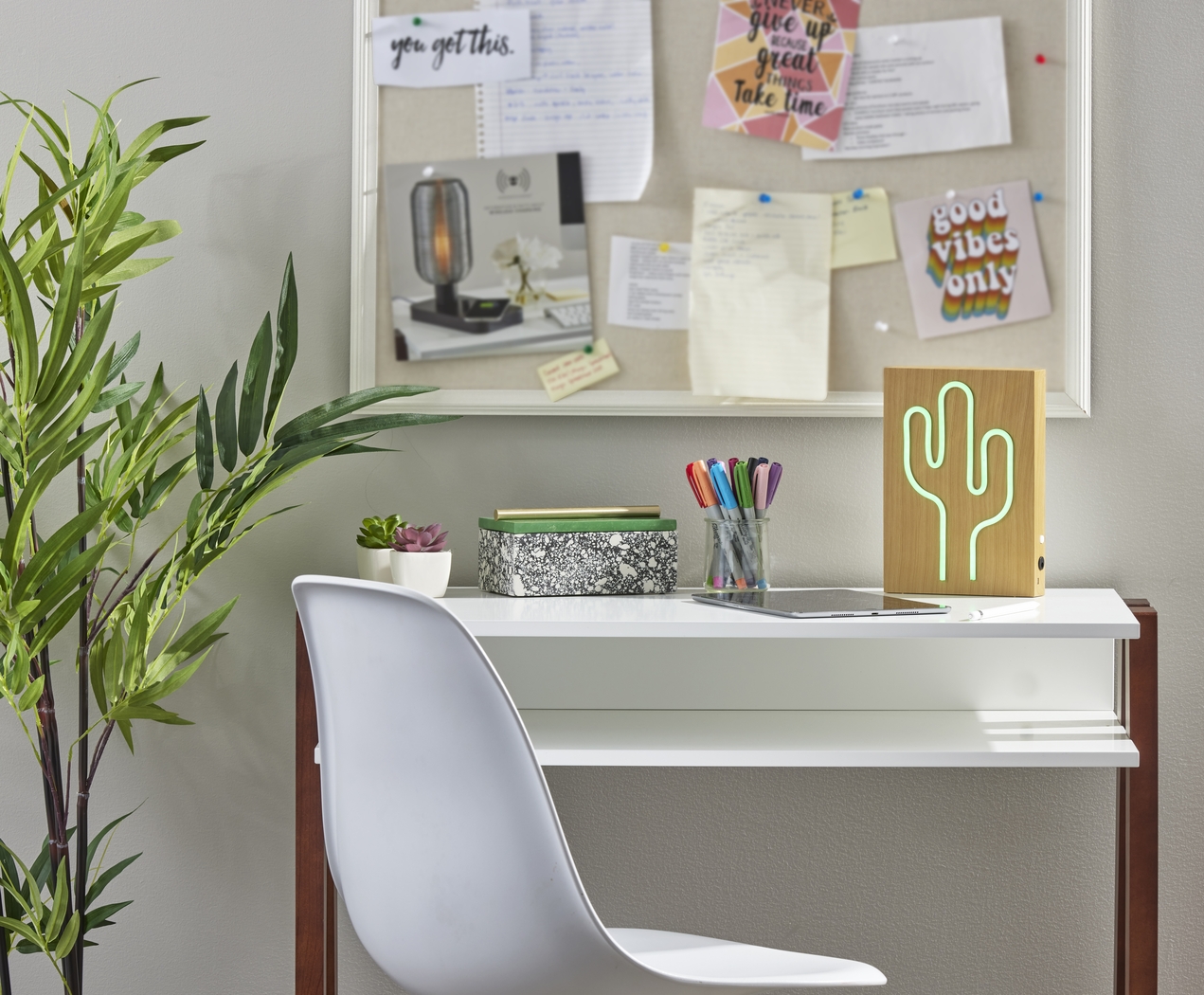 Kids Neon Cactus Natural Table Lamp - Thumbnail - Image 9