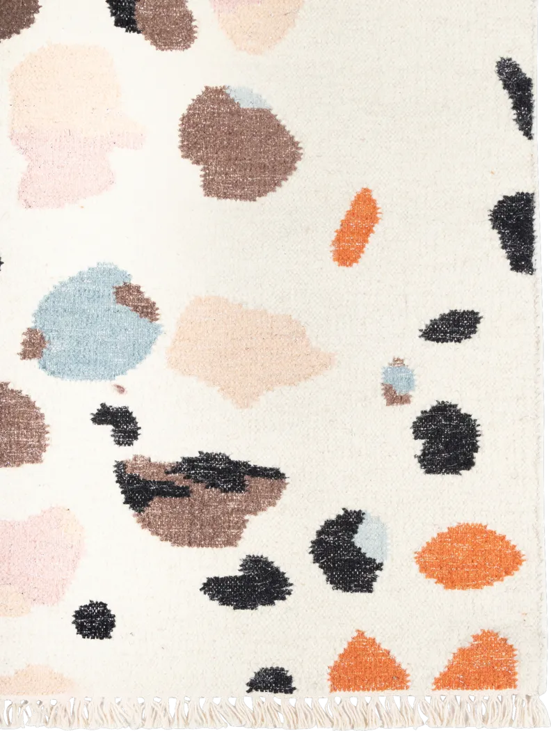Kids Pebble Patch Ivory 5' x 7'6 Rug - Thumbnail - Image 2