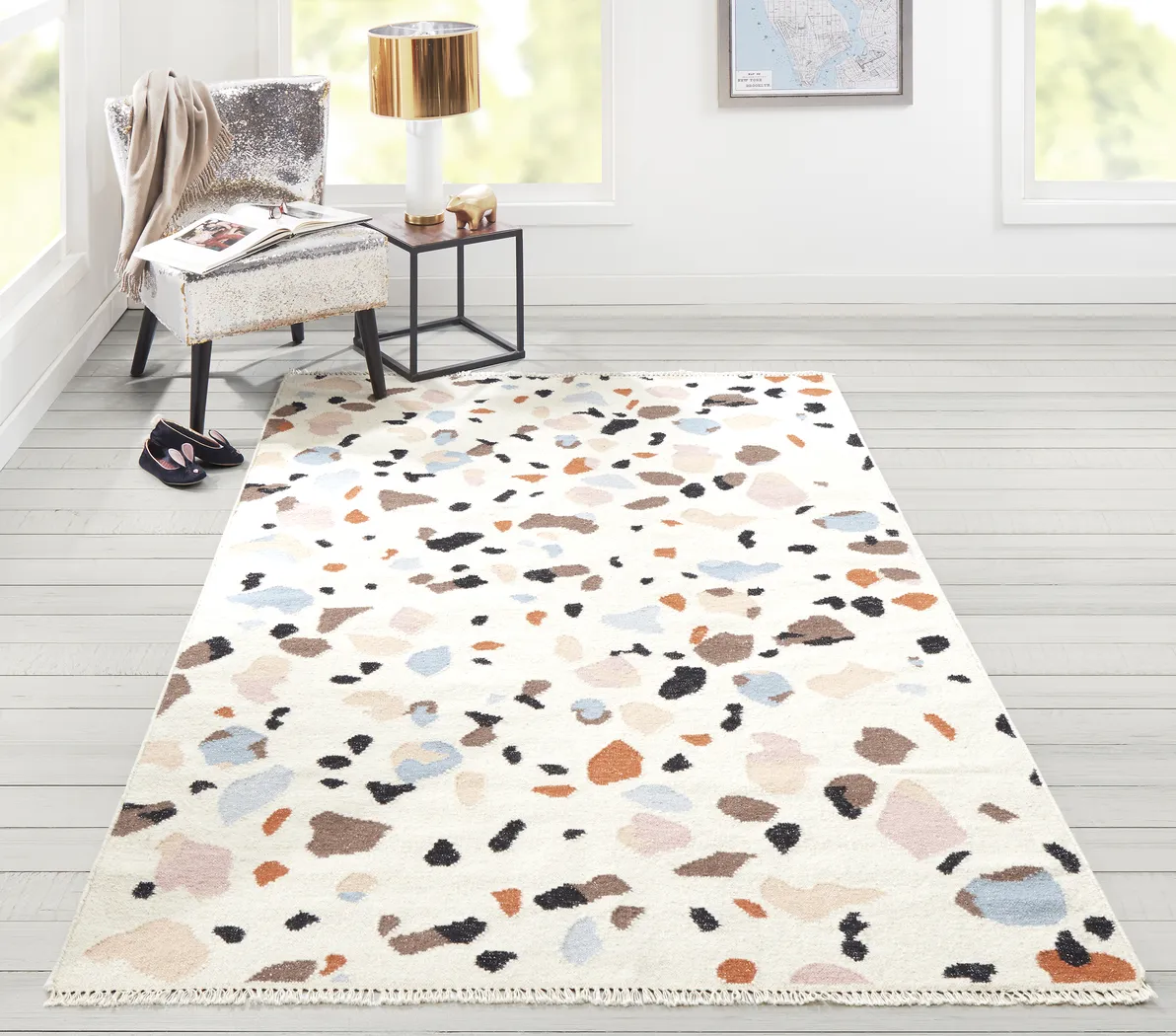 Kids Pebble Patch Ivory 5' x 7'6 Rug - Thumbnail - Image 6