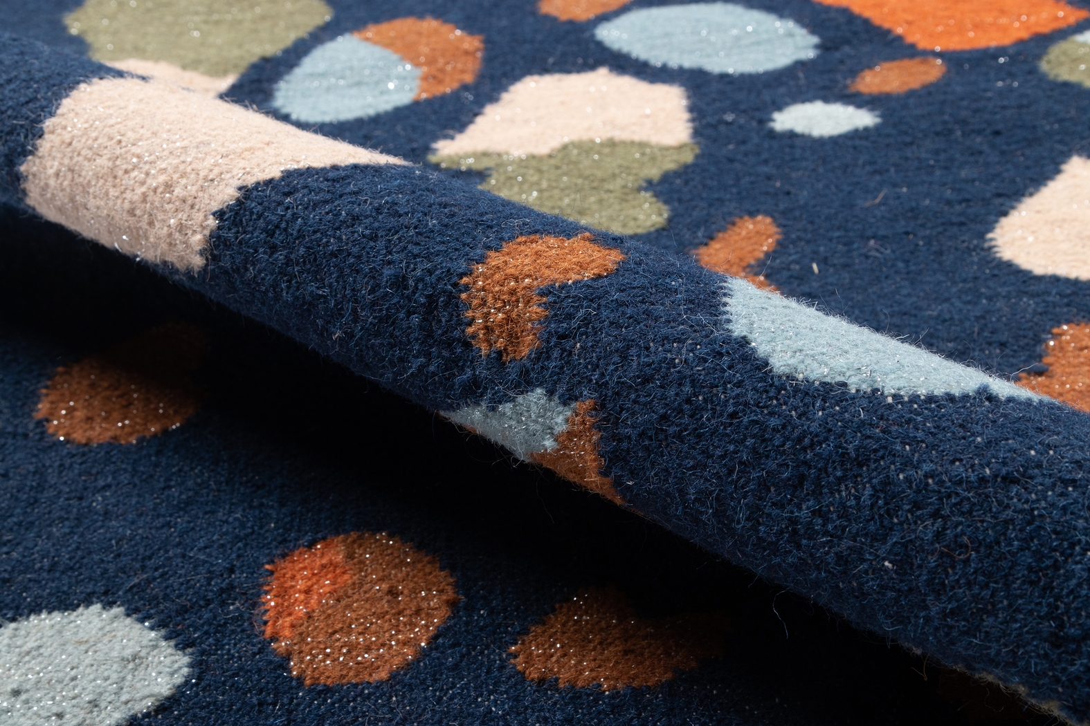 Kids Pebble Patch Navy 3'6 x 5'6 Rug - Thumbnail - Image 4