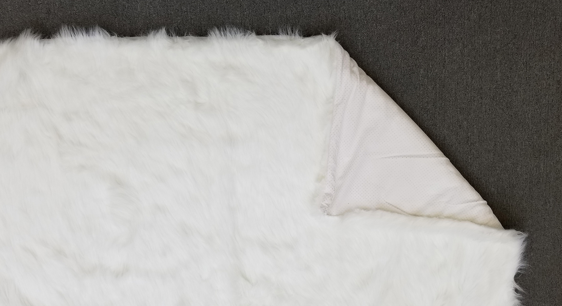 Kids Sadie White 2'7" x 3'11" Rug - Thumbnail - Image 2