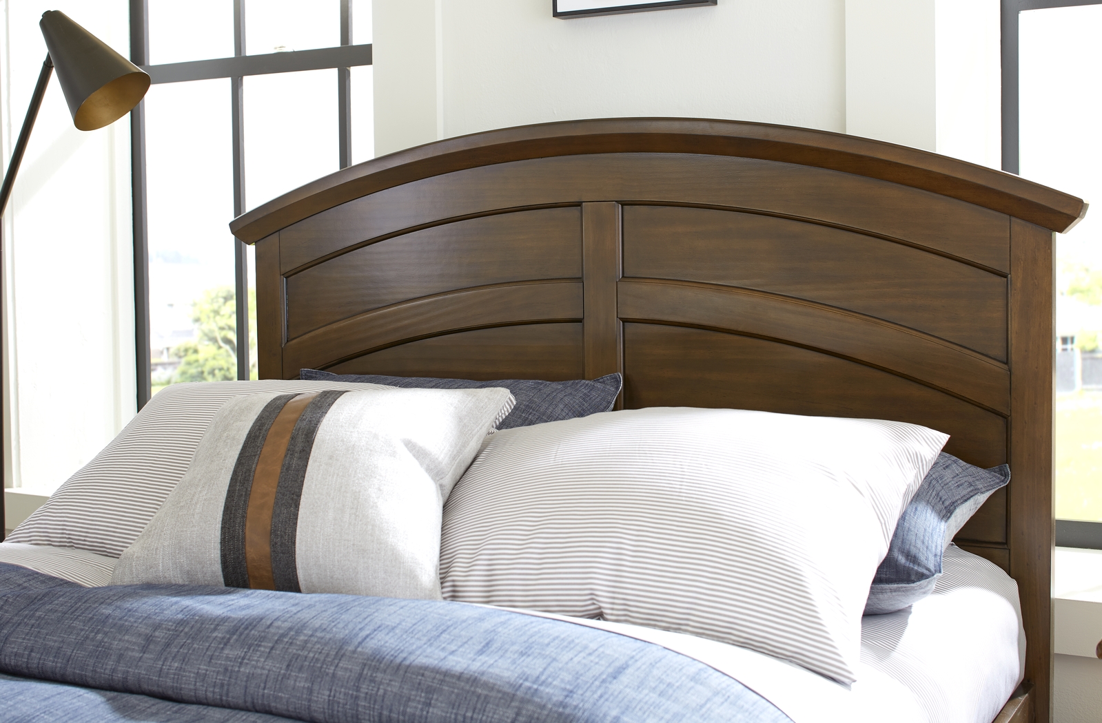 Kids Santa Cruz Brown Cherry Full Panel Bed - Thumbnail - Image 4