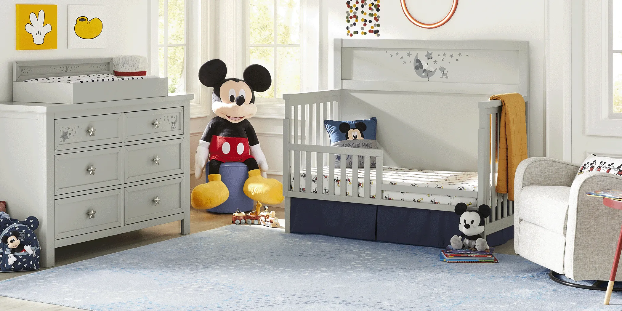 Kids Starry Dreams with Mickey Mouse Gray 5 Pc Nursery with Toddler Rails - Thumbnail - Image 2