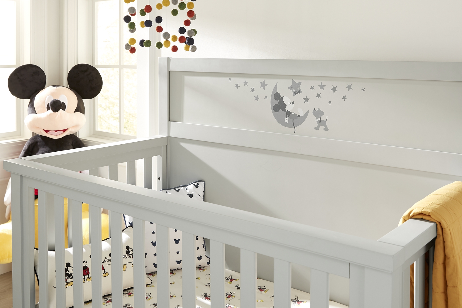 Kids Starry Dreams with Mickey Mouse Gray 5 Pc Nursery with Toddler Rails - Thumbnail - Image 4