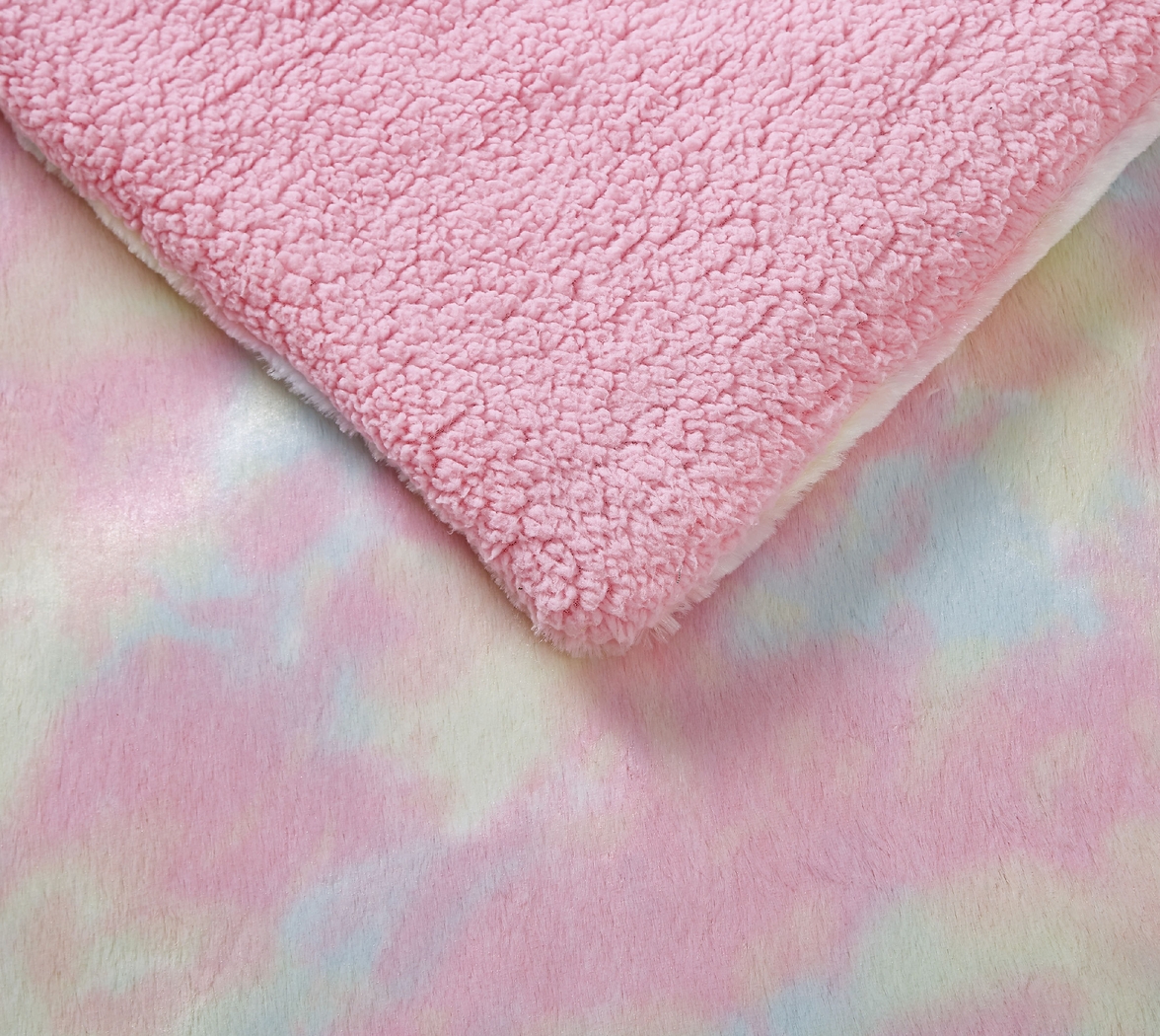 Kids Sweet Rainbow Pink 3 Pc Full/Queen Comforter Set - Thumbnail - Image 4