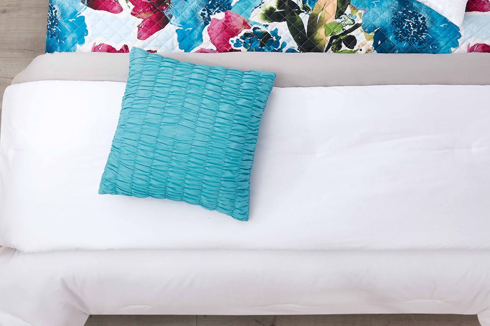 Kids Watercolor Quilt Teal 8 Pc Full/Queen Comforter Set - Thumbnail - Image 6