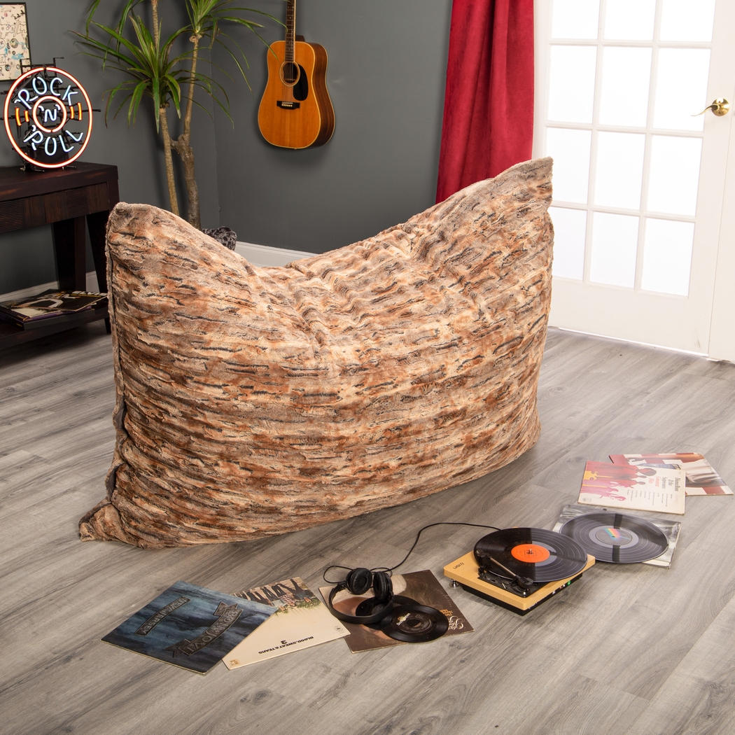 Kids Winter Dream Ginger Large Faux Fur Floor Pillow - Thumbnail - Image 4