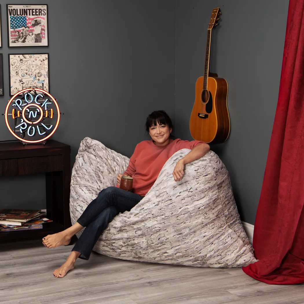 Kids Winter Dream Silver Large Faux Fur Floor Pillow - Thumbnail - Image 6