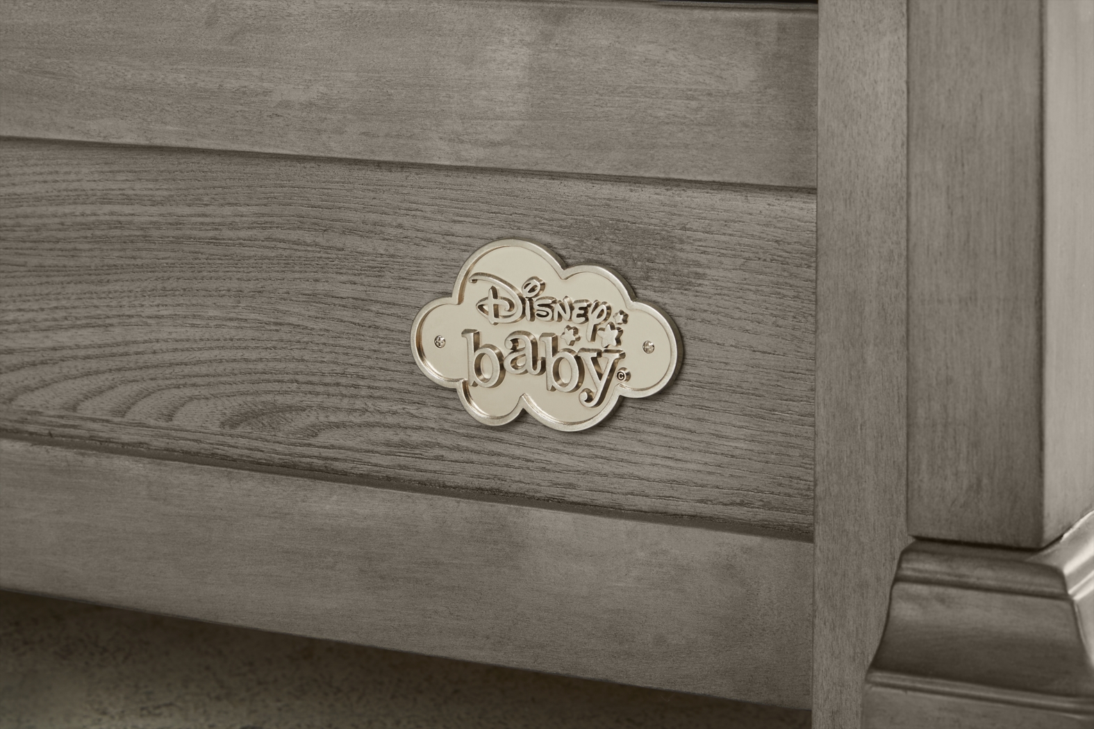 Disney Baby Woodland Adventures with Winnie the Pooh Classic Gray 6 Pc Nursery with Conversion Rails - Thumbnail - Image 7