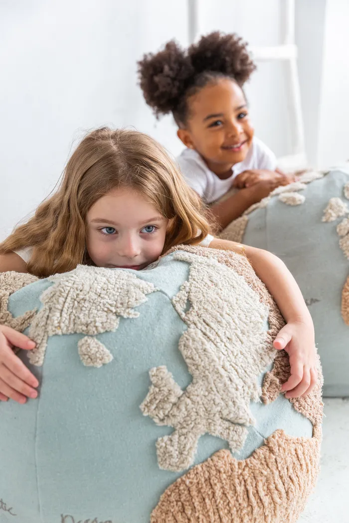Kids World Map Multi Pouf - Thumbnail - Image 3