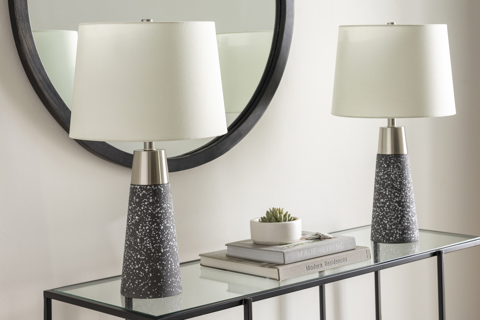 Kildate Edge Gray Table Lamps, Set of 2 - Thumbnail - Image 2