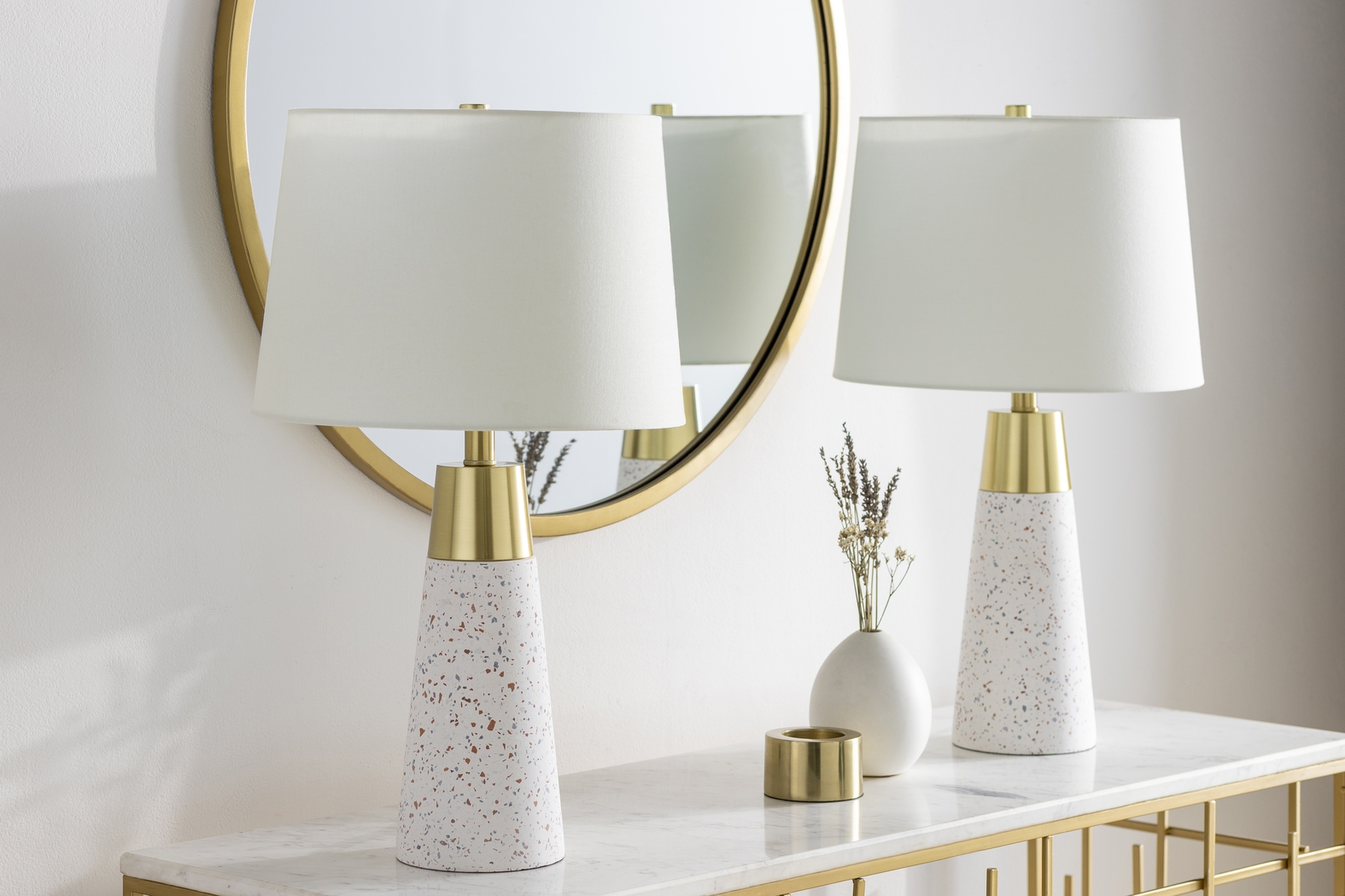 Kildate Edge White Table Lamps, Set of 2 - Thumbnail - Image 2